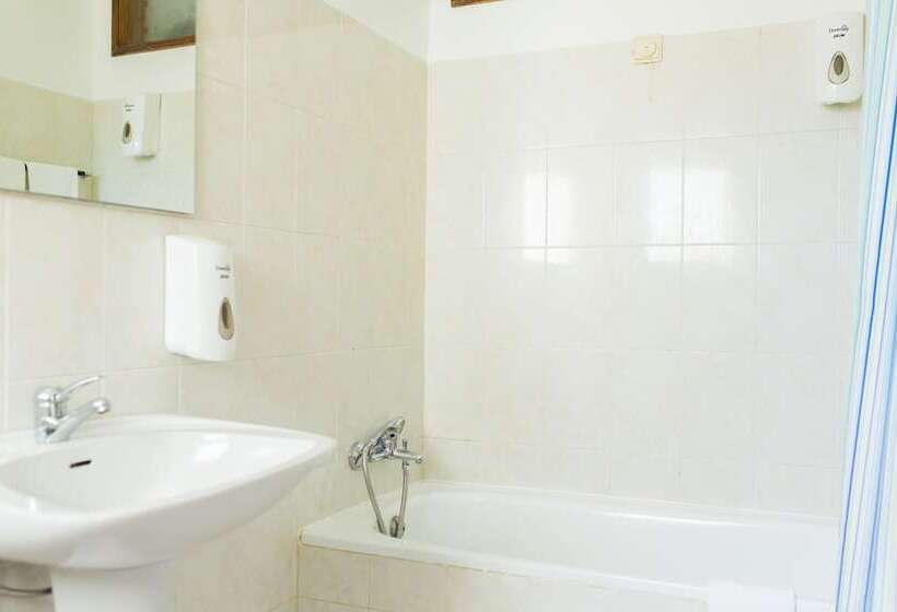 민박 Atlantic Lodge