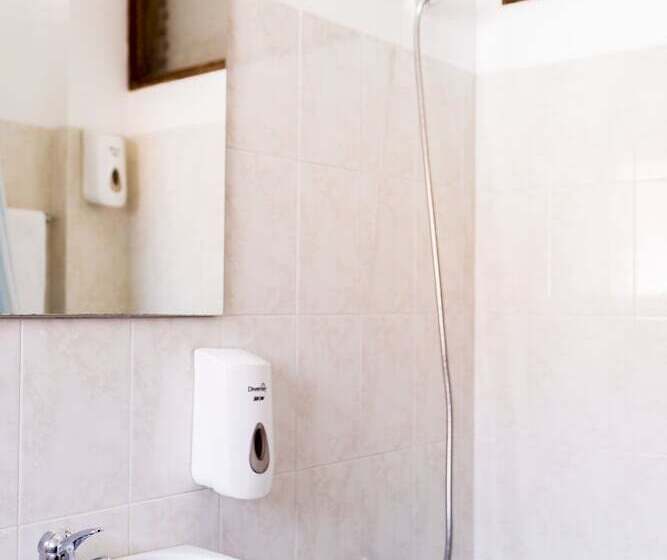 ベッドアンドブレックファースト Atlantic Lodge