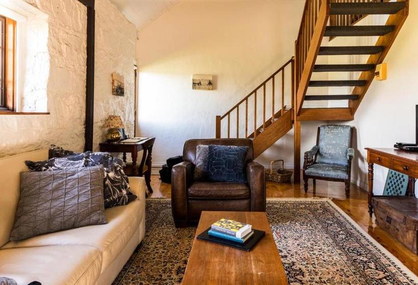 مبيت وإفطار Daisy Bank Cottages