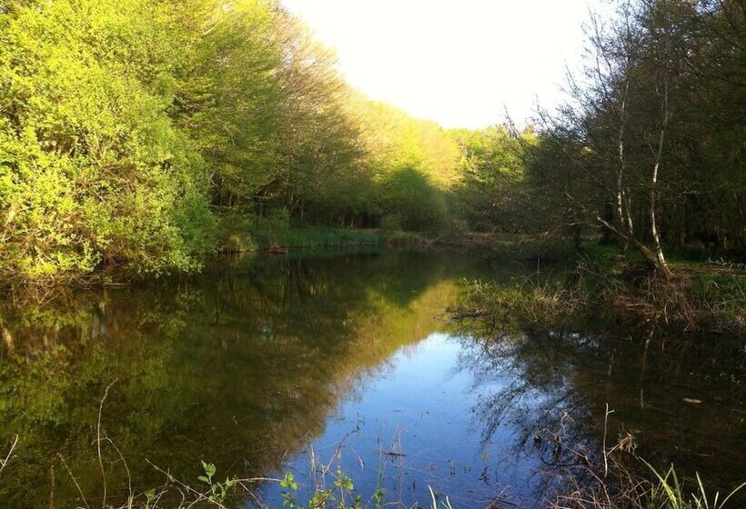 민박 Domaine De La Touche