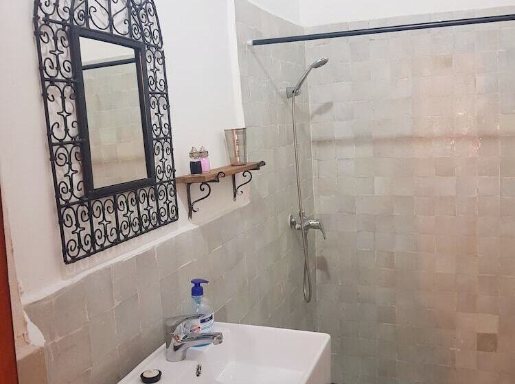 تختخواب و صبحانه Riad Inspira