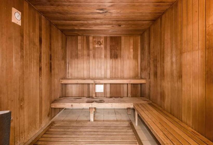 Broadbeach Holiday Apartments