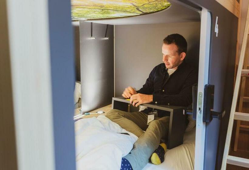 Capsule Hotel By Hyve Basel