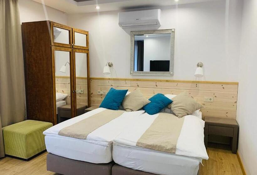 Egria Apartments