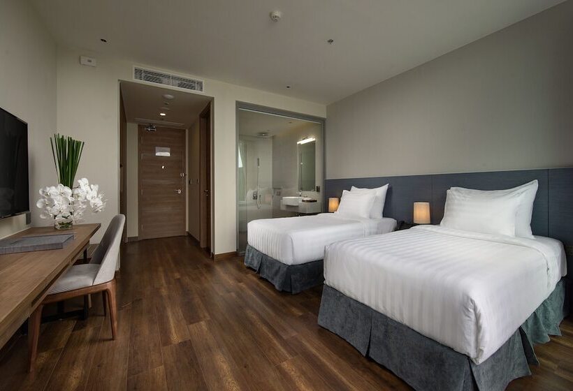 Flamingo Resort Cat Ba