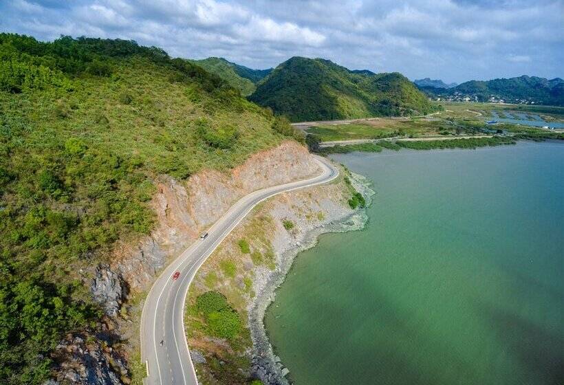 Flamingo Resort Cat Ba