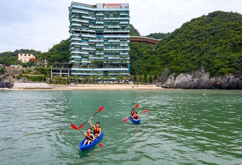 Flamingo Resort Cat Ba
