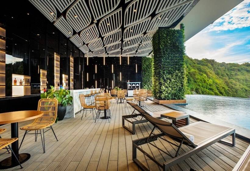 Flamingo Resort Cat Ba