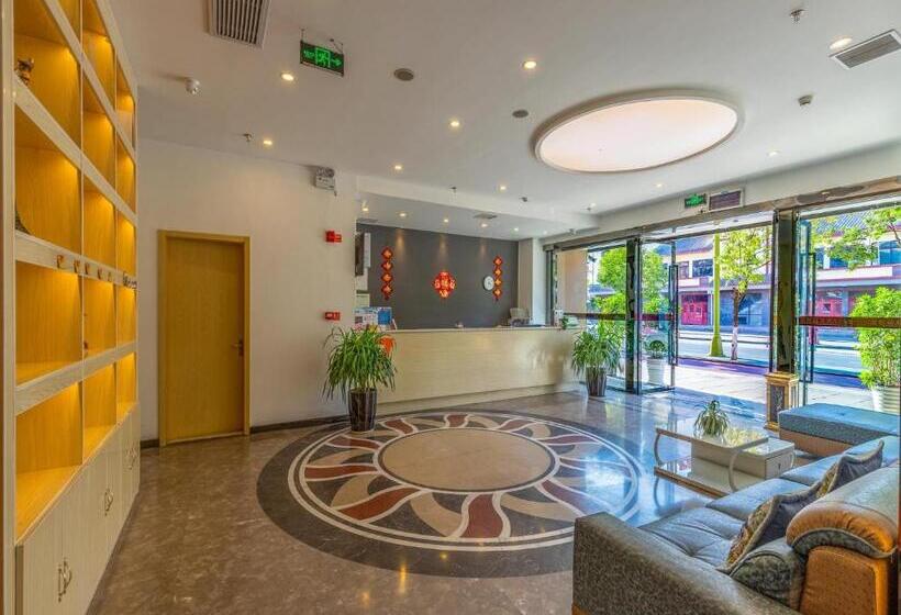 호텔 7days Premium Xichang Torch Plaza Qionghai Wetland Park Branch