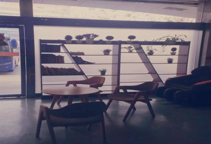 酒店 7 Days Premium·xinyang Railway Station Culture Center