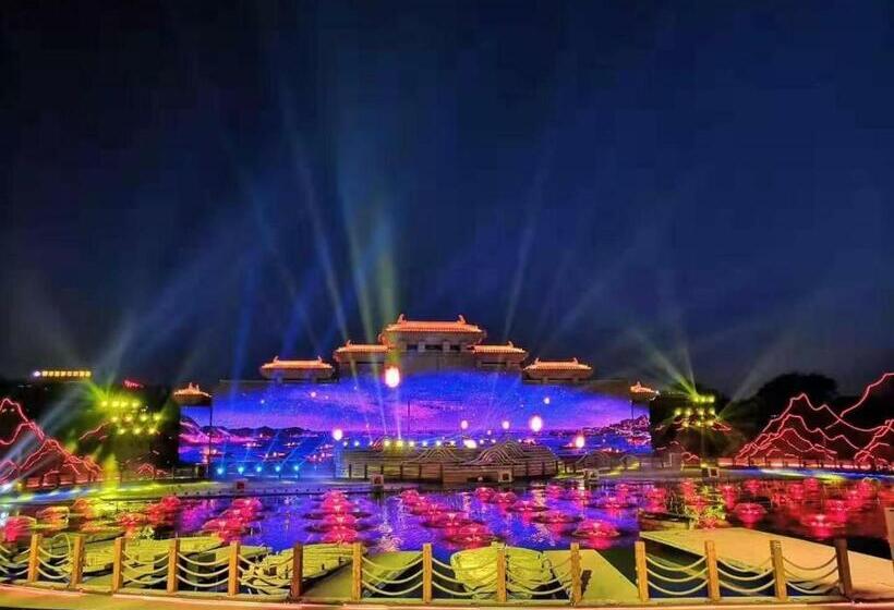 Hotel 7days Premium Yantai Penglai New Bus Station Branch