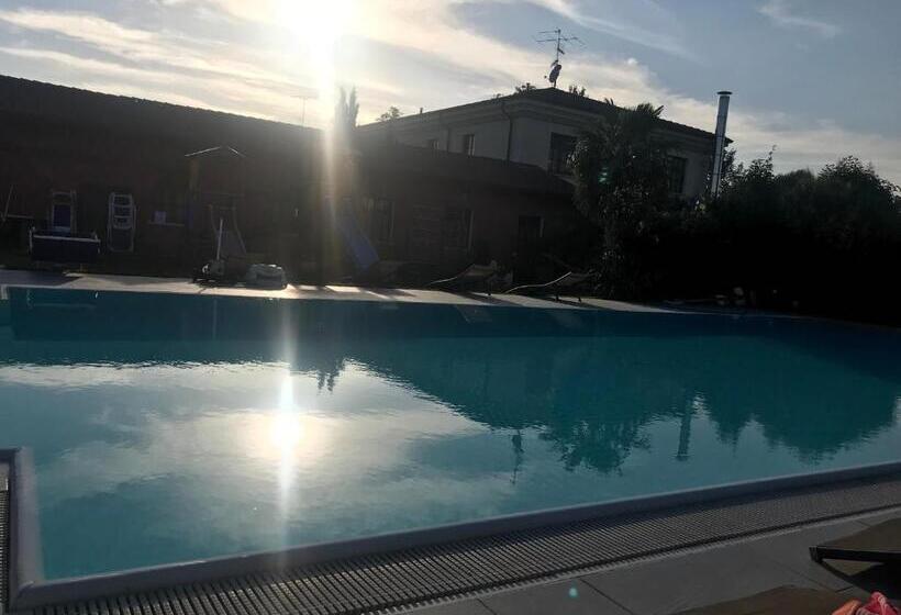 ホテル Agriturismo Mulino Bianco