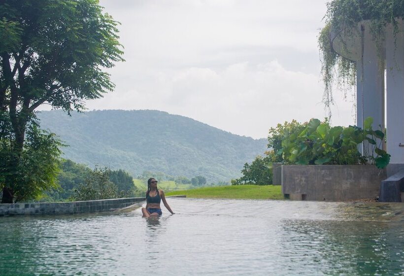 فندق Arangala Forest Lodge