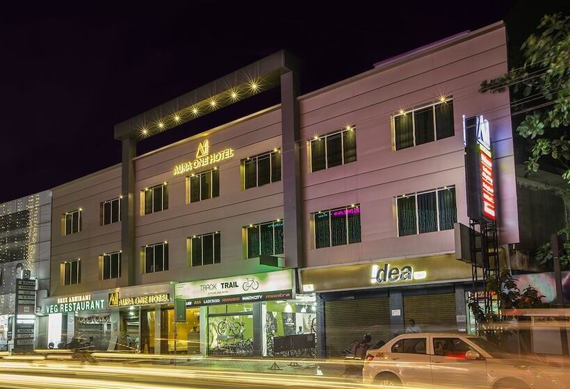 ホテル Aura One