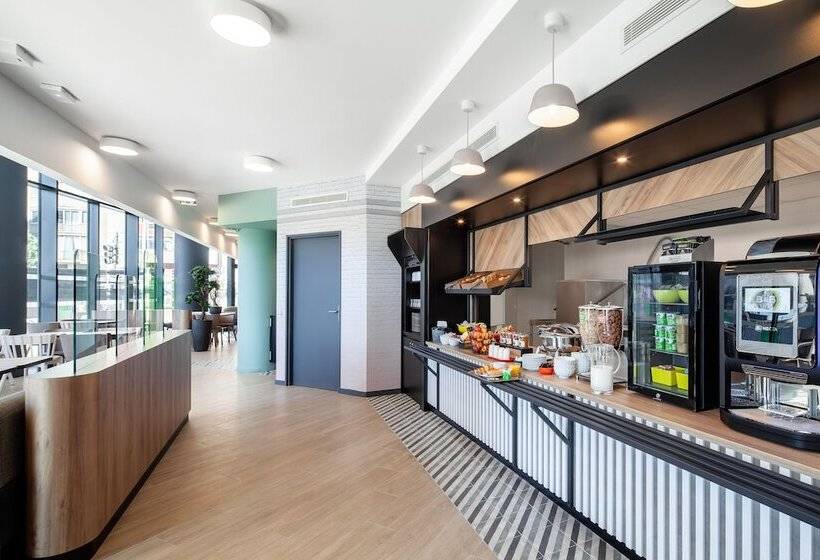 B&b Hotel Paris Porte De Bagnolet