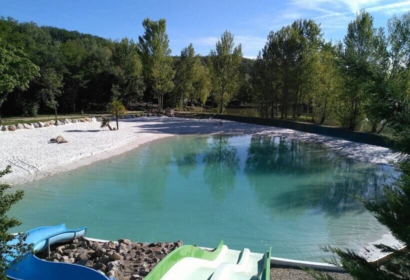 ホテル Camping Le Plan D Eau Saint Charles