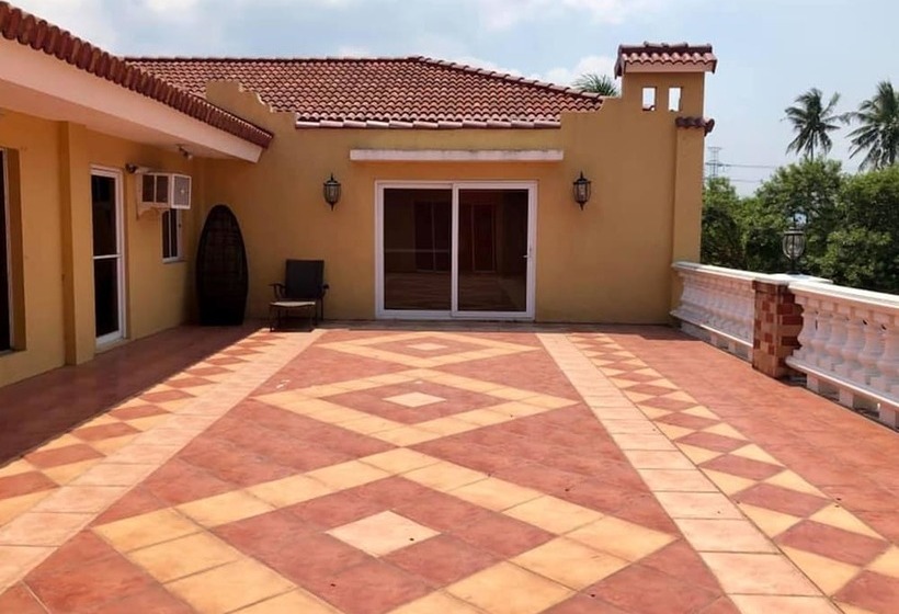 בית מלון כפרי Casa Cecilia Heritage