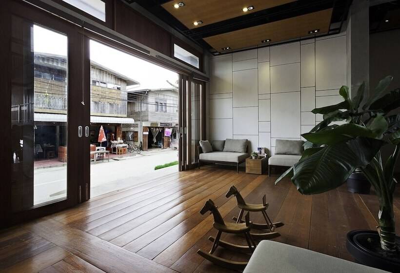 ホテル Chic Chiangkhan