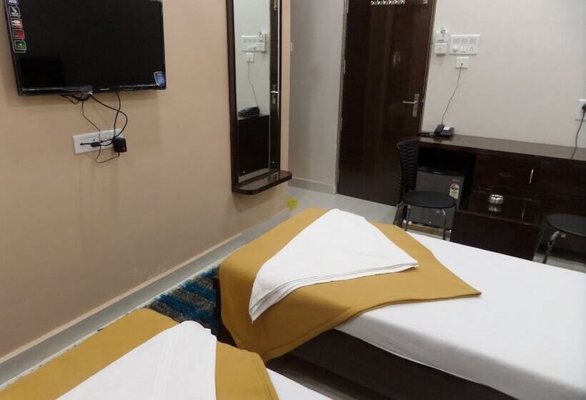 בית מלון כפרי Gandharv Garden