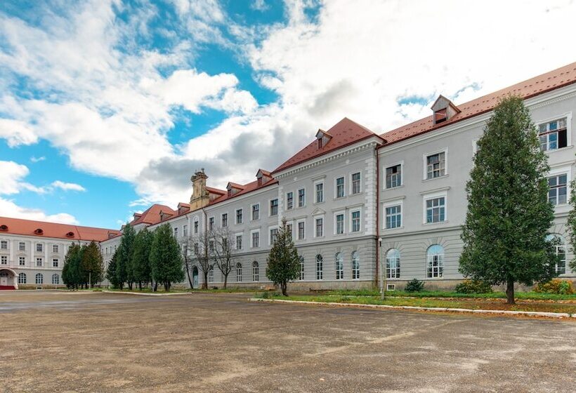 בית מלון כפרי Deluxe