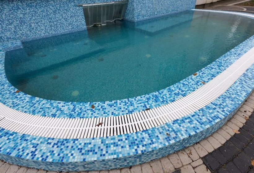 בית מלון כפרי Deluxe