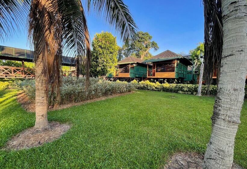 هتل Ecoamazonia Lodge