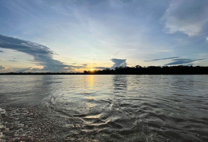 هتل Ecoamazonia Lodge