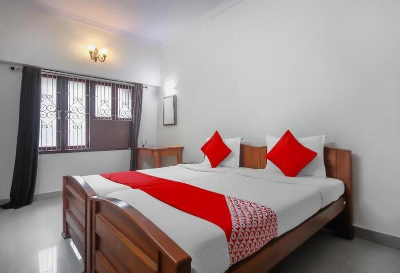 Fabhotel Home Tree Service Apartment T Nagar Nr Pondy Bazaar & Dindigul Thalapakatti Restaurant