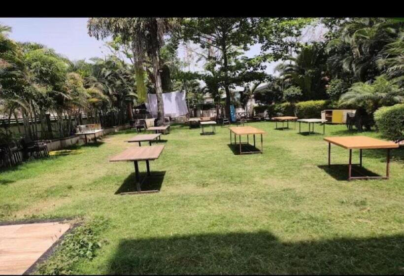 בית מלון כפרי Gandharv Garden