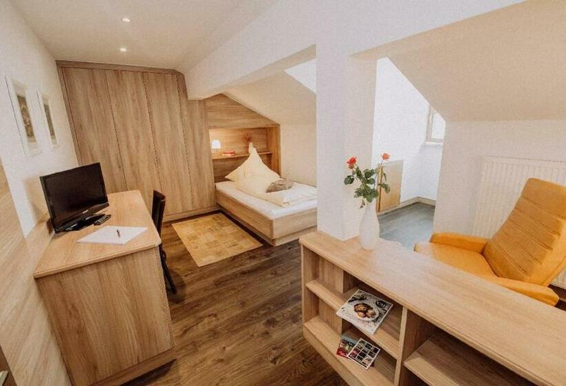 Отель Haus Maria