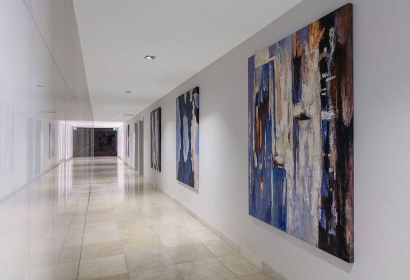 فندق Meriton Suites Mascot Central