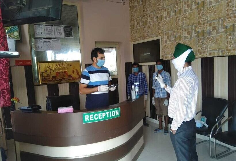 호텔 New Life By Oyo Rooms