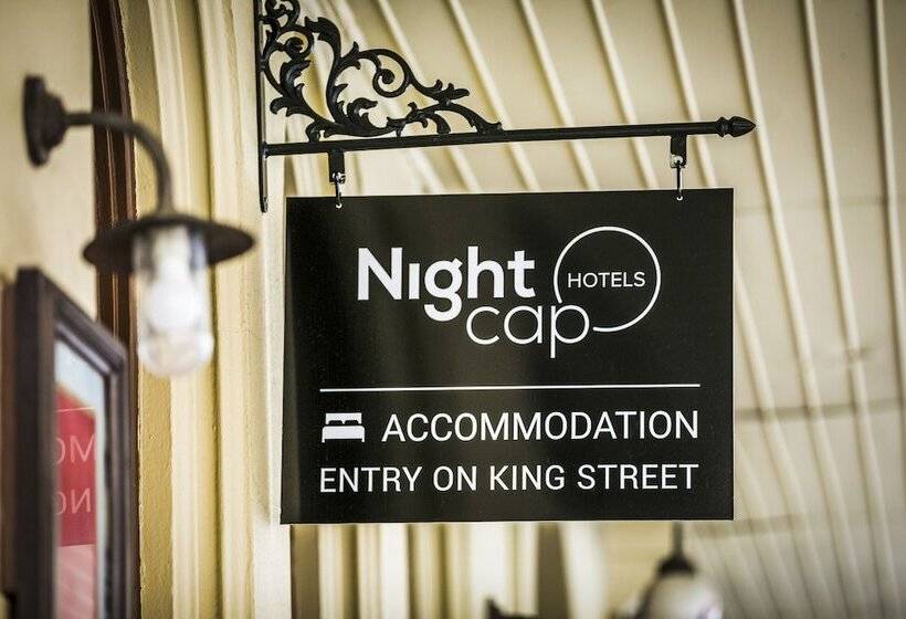 هتل Nightcap At Belgian Beer Cafe