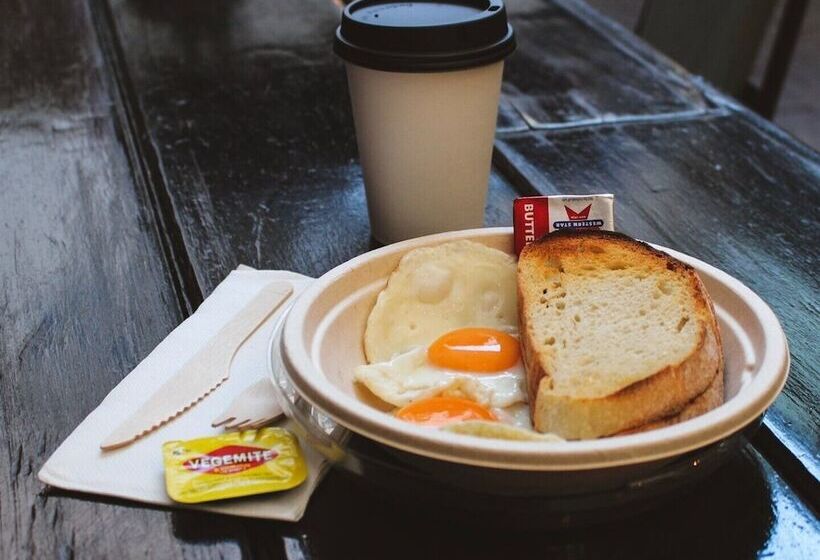 هتل Nightcap At Belgian Beer Cafe