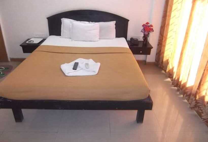 فندق Nisarg Lounge