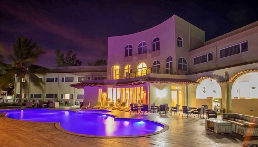 בית מלון כפרי Omuhipiti