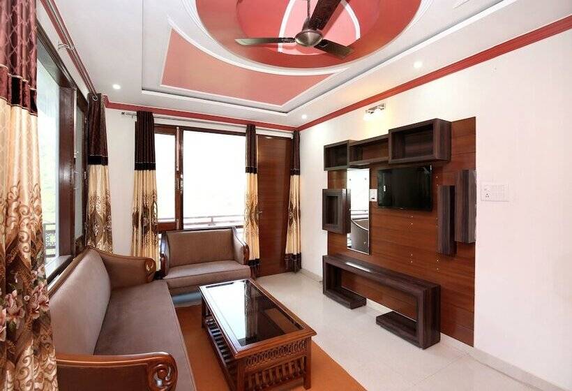 فندق Oyo 17174 Home Modern 2bhk Kumarhatti