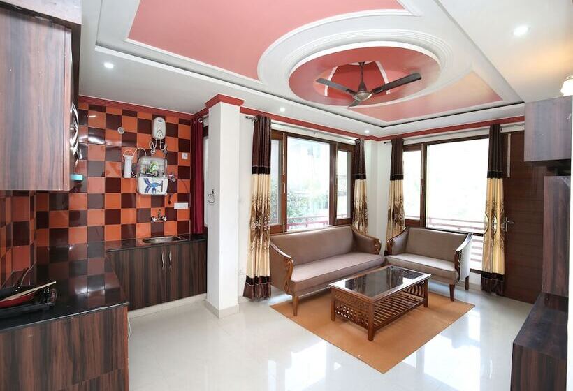 فندق Oyo 17174 Home Modern 2bhk Kumarhatti