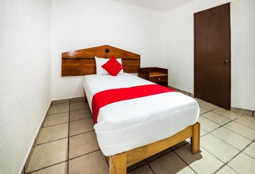 בית מלון כפרי Oyo  Los Pinos Silao