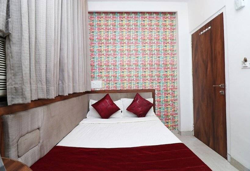 בית מלון כפרי Pandav Inn By Oyo Rooms