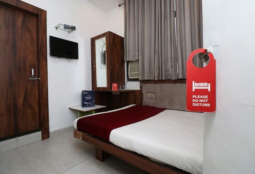 בית מלון כפרי Pandav Inn By Oyo Rooms