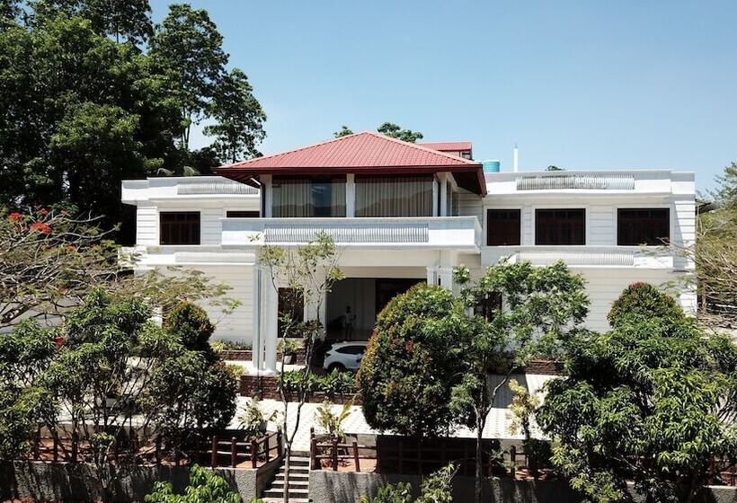 ホテル Pearl White Palace