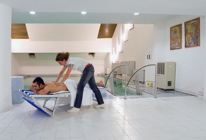 בית מלון כפרי & Restaurant Sofia