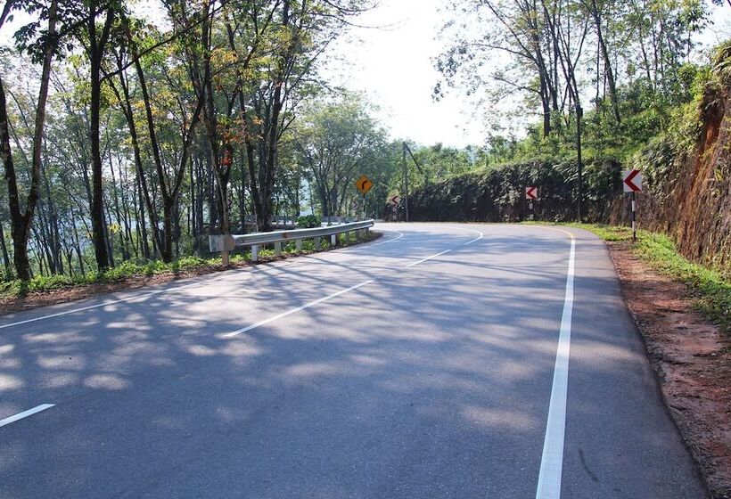 Отель Senaro Holiday Resort