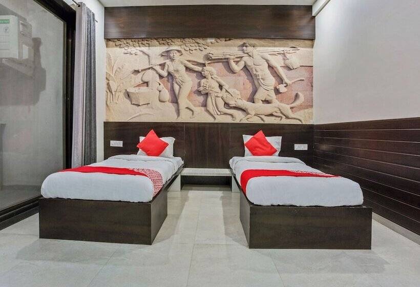 فندق O Siddhivinayak Grand