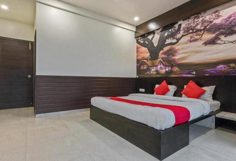 فندق O Siddhivinayak Grand