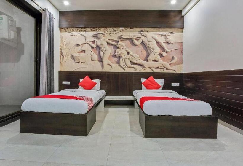 فندق O Siddhivinayak Grand