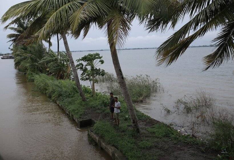 ホテル Sreekrishna Houseboats
