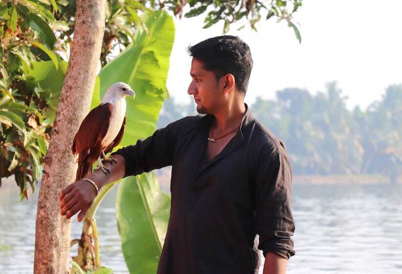 فندق Sreekrishna Houseboats