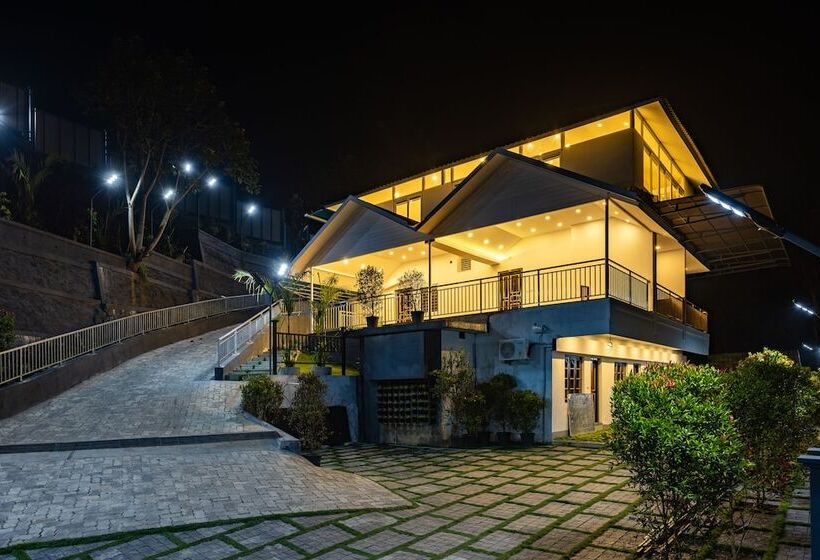 酒店 Star Emirates Luxury Resort And Spa, Munnar